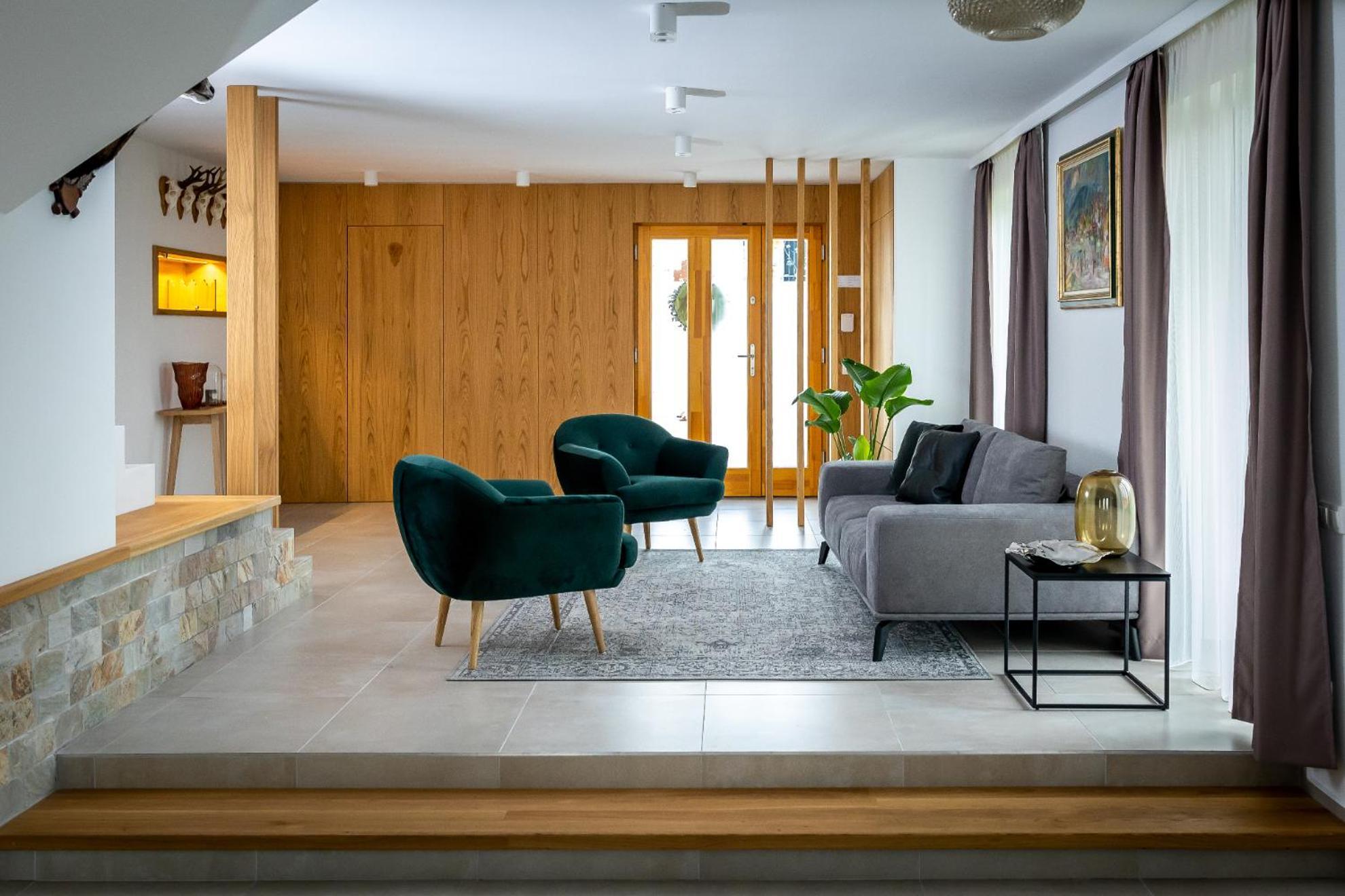 Ignacz Vendeghaz Hotel Pálosvörösmart Екстериор снимка